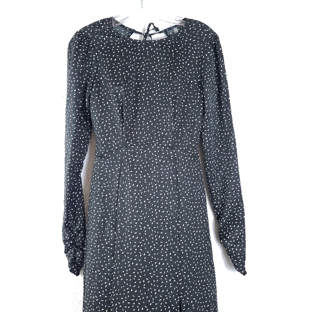 Urban Outfitters Angela Cut-Out Back Maxi Dress - Picture 4 of 12